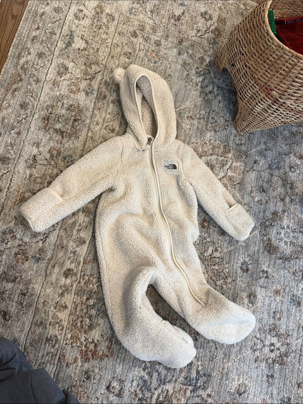 12-18 The North Face Baby Campshire Bear Fleece One Piece Bunting Cream